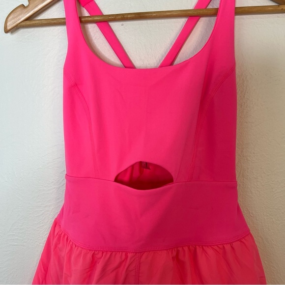 NWOT Free People Movement Righteous Runsie Romper Cutout Athletic Size XS - Picture 6 of 15